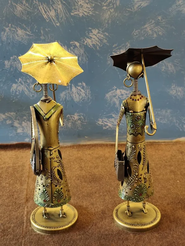 Golden_Antique_Iron_Painted_Lady_Umbrella_Pair_|_Handcrafted_Decorative_Showpiece_For_Living_Room_&_Office