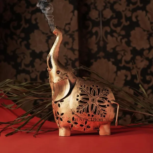 Golden_Antique_Metal_Tea_Light_Candle_Holder_For_Home_Decor_Elephant_Design
