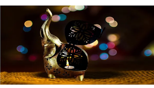 Golden_Antique_Metal_Tea_Light_Candle_Holder_For_Home_Decor_Elephant_Design
