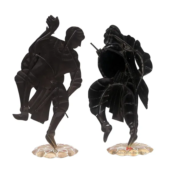 IRON_PAINTED_DANCING_MEN