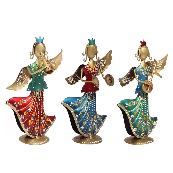 IRON_PAINTED_CROWN_ANGEL