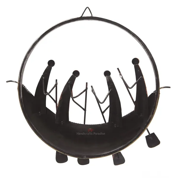 IRON_PAINTED_WALL_ROUND_BOAT_FRAME