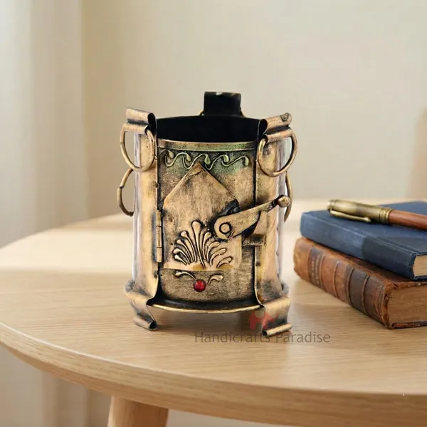 IRON_PAINTED_SIGDI_PEN_STAND