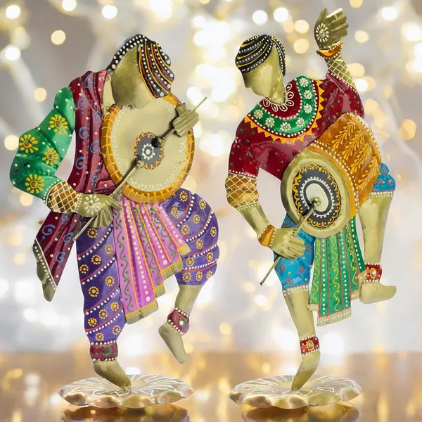 IRON_PAINTED_DANCING_MEN_(SET_OF_2)