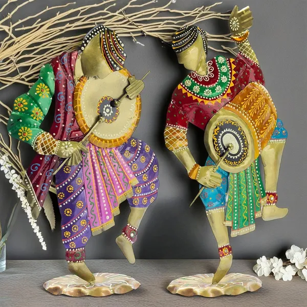 IRON_PAINTED_DANCING_MEN_(SET_OF_2)