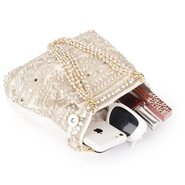 Cream_Velvet__Embroidery_Wedding_Party_Handheld_Potli_Bag_For_Women
