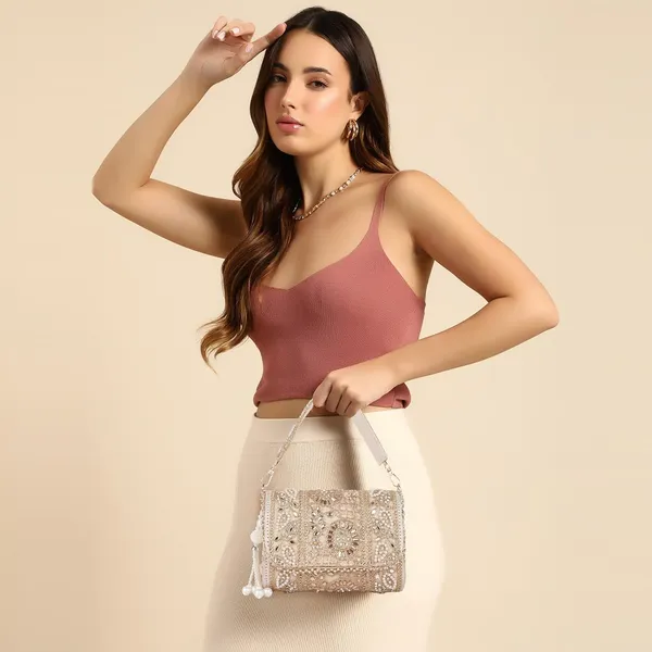 Gold_Velvet_Silk__Embroidery__Wedding_Party_Handheld_Potli_Bag_For_Women