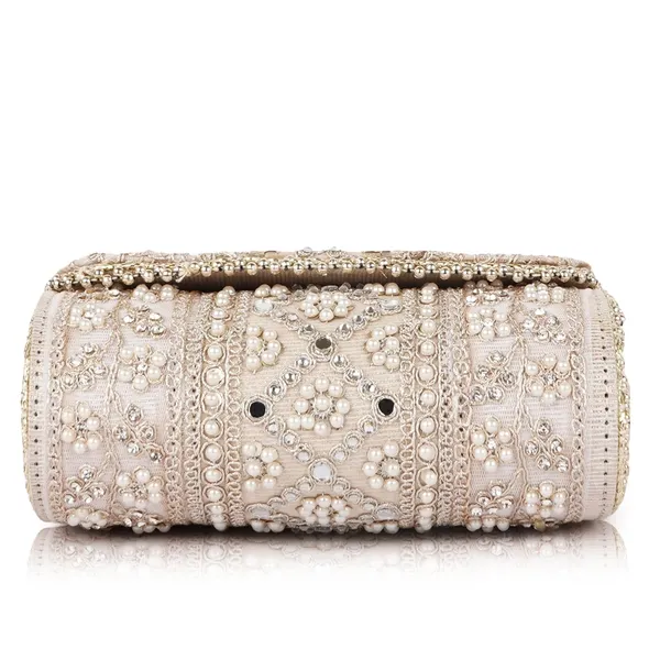 Gold_Velvet_Silk__Embroidery__Wedding_Party_Handheld_Potli_Bag_For_Women