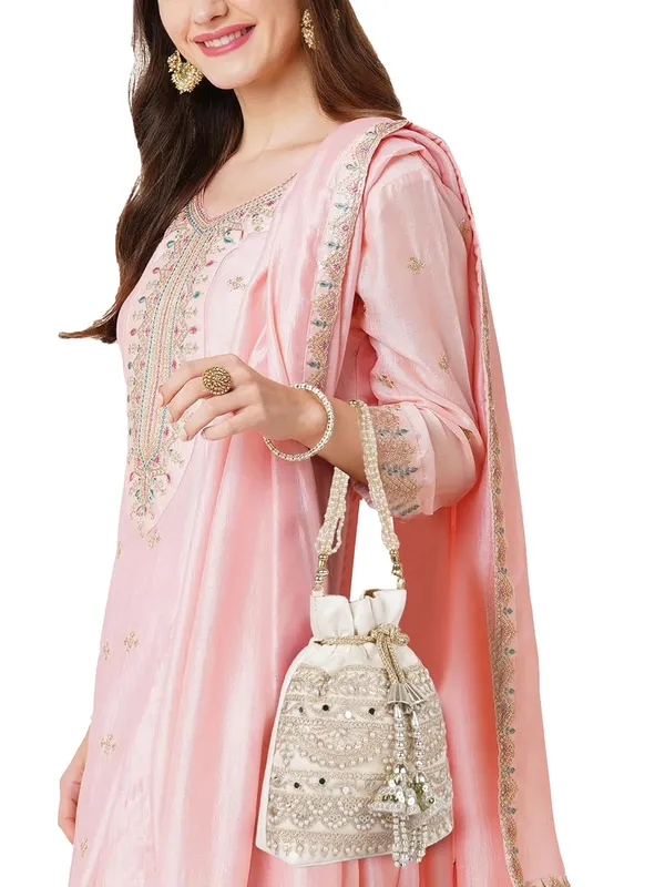 White_Velvet_Silk__Embroidery_Wedding_Handheld_Potli_Bag_For_Women