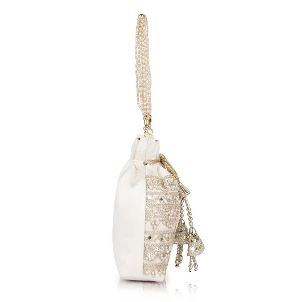 Cream_Velvet_Silk__Embroidery_Wedding_Handheld_Potli_Bag_For_Women