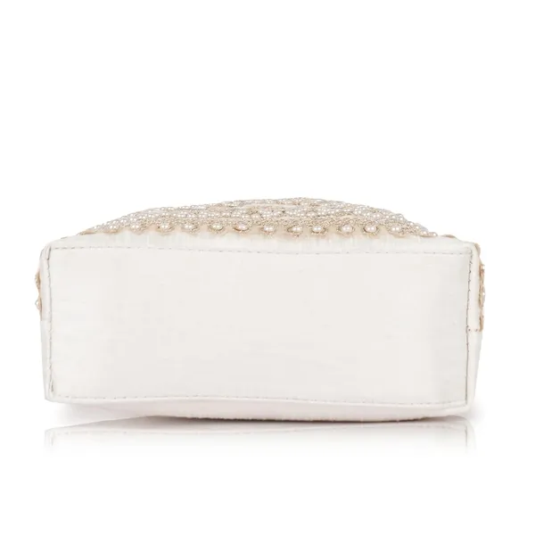 Cream_Velvet_Silk__Embroidery_Wedding_Handheld_Potli_Bag_For_Women