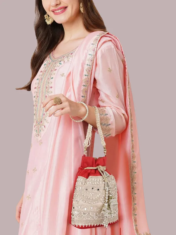 Red_Velvet_Silk_Embroidery_Wedding_Handheld_Potli_Bag_For_Women