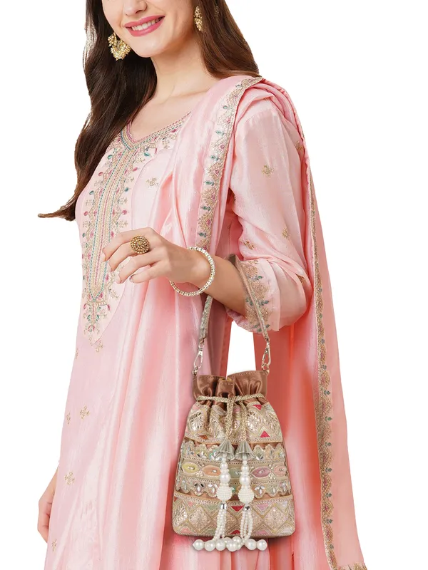 Brown_Velvet_SilkEmbroidery_Ethnic_Wedding_Party_Handheld_Potli_For_Women