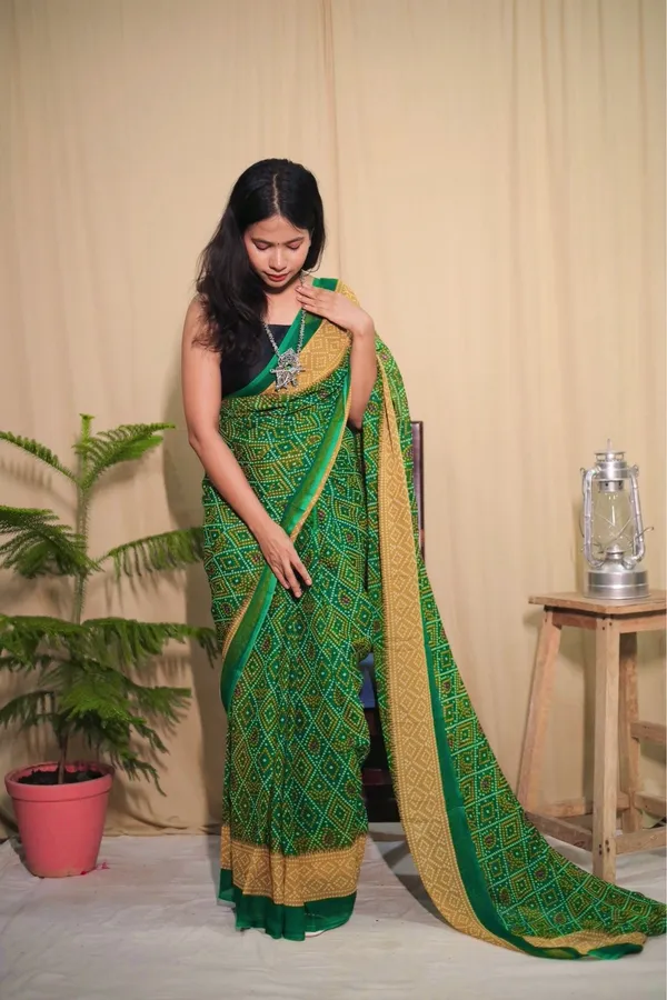Deep_Green_&_Yellow_Georgette_Printed_Saree_With_Unstitched_Blouse_Piece_|_For_Women