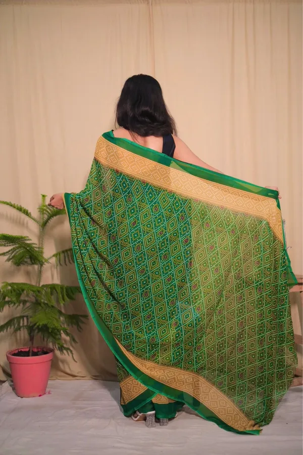 Deep_Green_&_Yellow_Georgette_Printed_Saree_With_Unstitched_Blouse_Piece_|_For_Women
