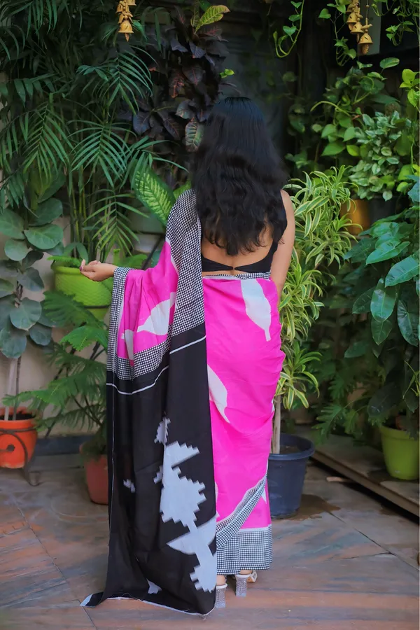 Pink_Mulmul_Cotton_Printed_Saree_With_Unstitched_Blouse_Piece_|_For_Women