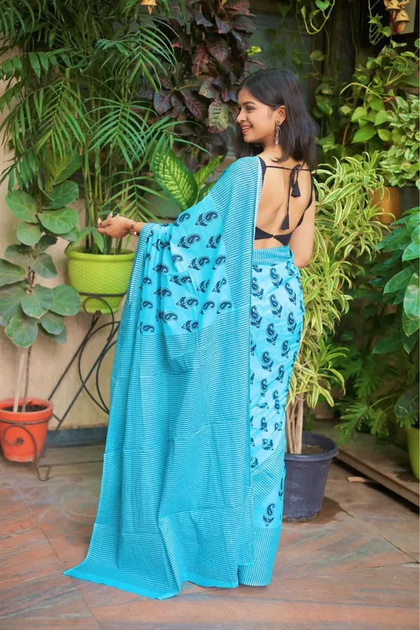 Light_Blue_Mulmul_Cotton_Printed_Saree_With_Unstitched_Blouse_Piece_|_For_Women