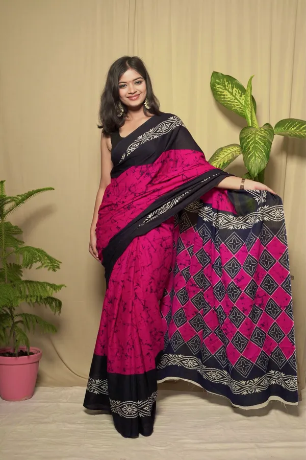 Crimson_&_Black_Mulmul_Cotton_Printed_Saree_With_Unstitched_Blouse_Piece_|_For_Women