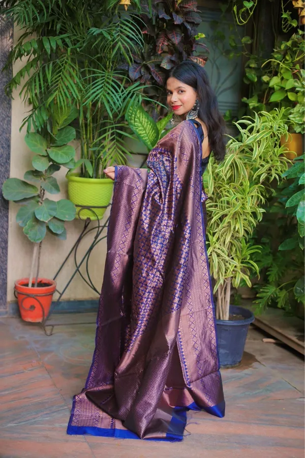 Dark_Purple_Litchi_Silk_Jacquard_Word_Saree_With_Unstitched_Blouse_Piece_|_For_Women