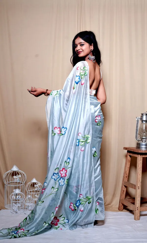 White_Organza_Printed_Saree_With_Unstitched_Blouse_Piece_|_For_Women