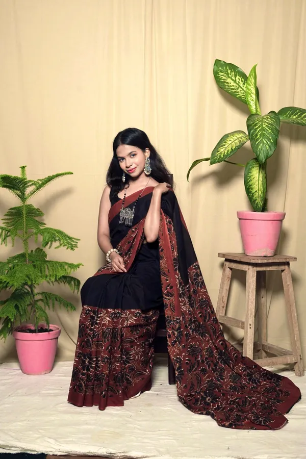 Rust_&_Black_Mulmul_Cotton_Printed_Saree_With_Unstitched_Blouse_Piece_|_For_Women
