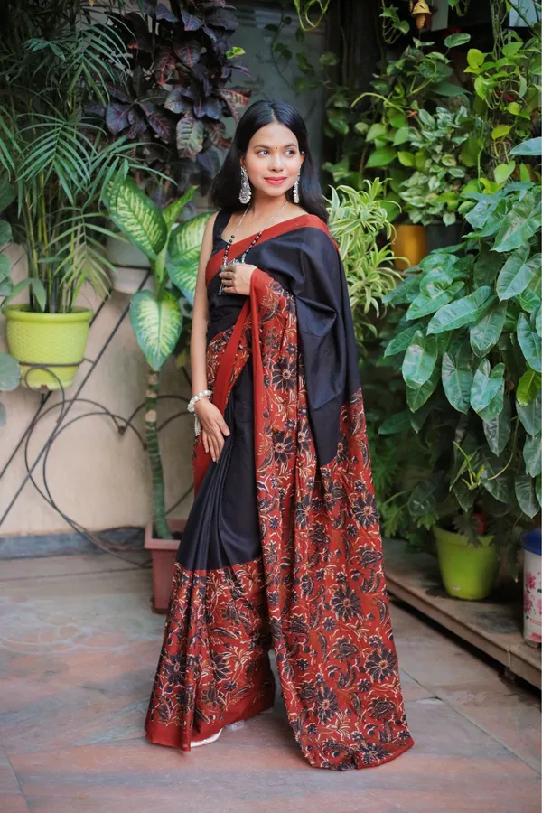 Rust_&_Black_Mulmul_Cotton_Printed_Saree_With_Unstitched_Blouse_Piece_|_For_Women