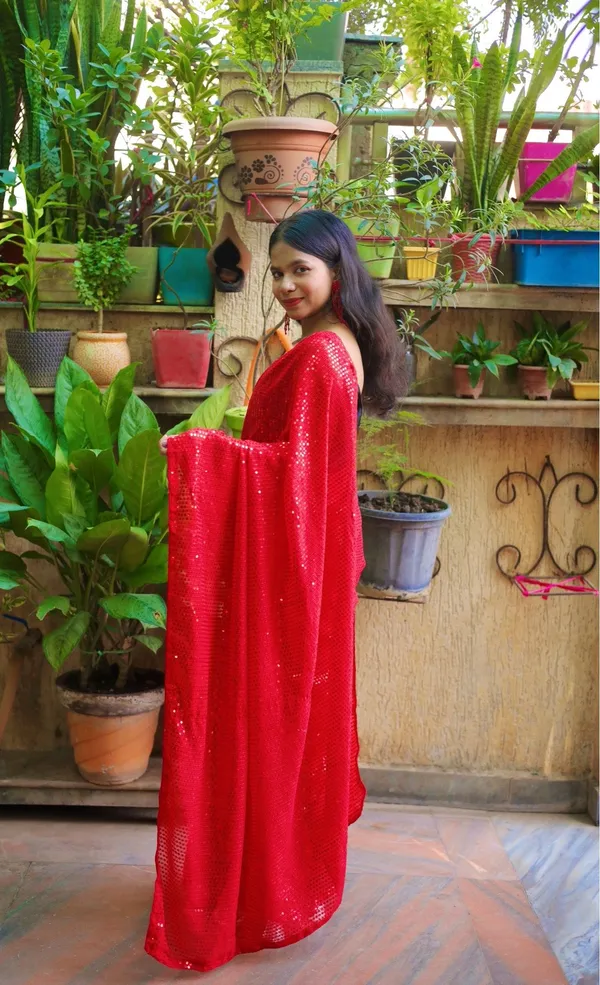 Red_Georgette_Sequin_Work_Saree_With_Unstitched_Blouse_Piece_|_For_Women