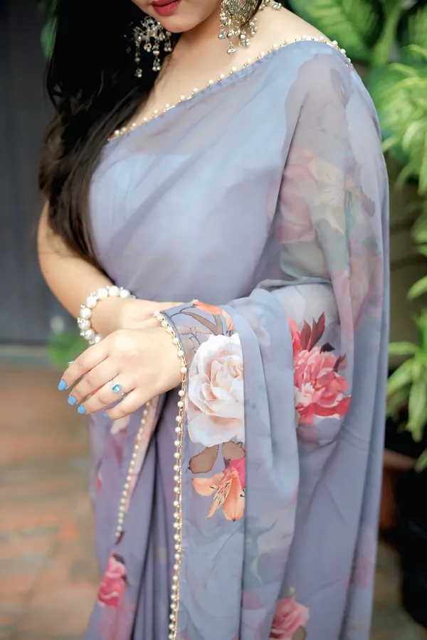 Soft_Lilac_Muslin_Cotton_Silk_Floral_Printed_Saree_With_Unstitched_Blouse_Piece_|_For_Women