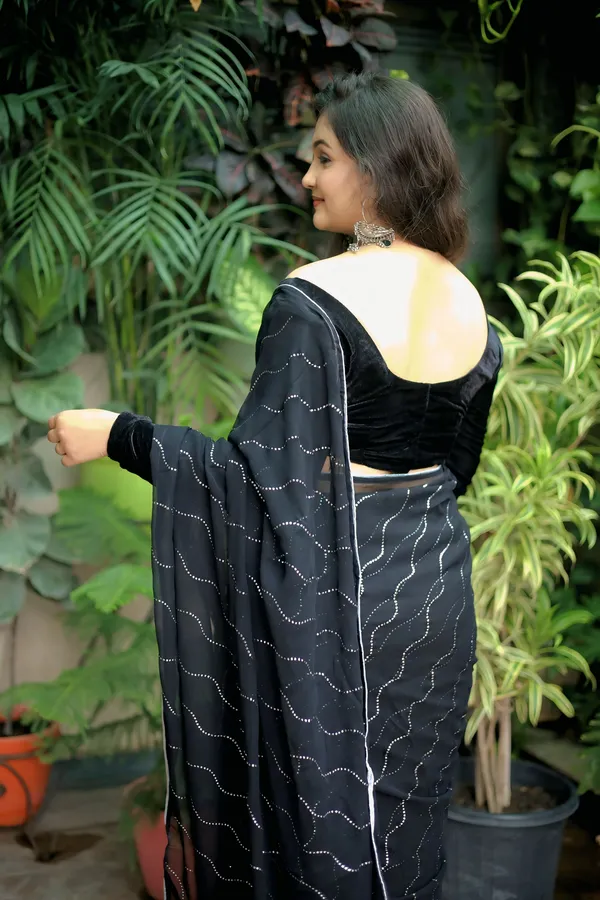 Black_Georgette_Sequin_Work_Saree_With_Unstitched_Blouse_Piece_|_For_Women