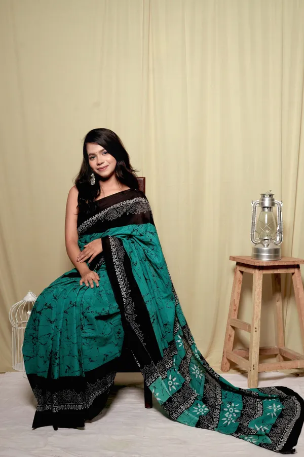 Teal_&_Black_Mulmul_Cotton_Printed_Saree_With_Unstitched_Blouse_Piece_|_For_Women