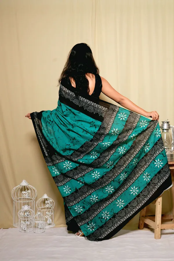 Teal_&_Black_Mulmul_Cotton_Printed_Saree_With_Unstitched_Blouse_Piece_|_For_Women