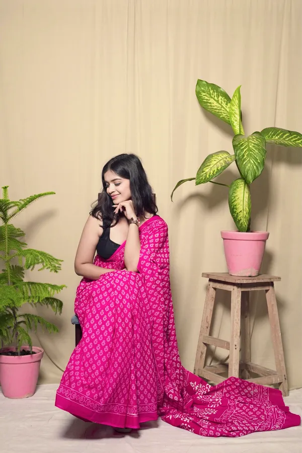 Pink_Mulmul_Cotton_Printed_Saree_With_Unstitched_Blouse_Piece_|_For_Women