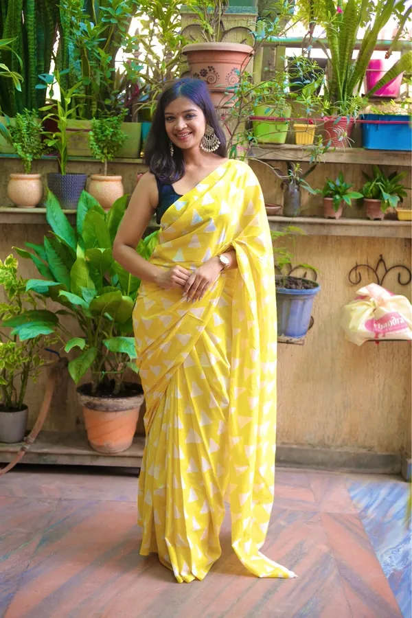 Yellow_Mulmul_Cotton_Printed_Saree_With_Unstitched_Blouse_Piece_|_For_Women