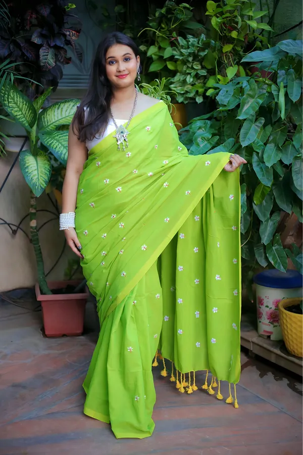 Green_Cotton_Printed_Saree_With_Unstitched_Blouse_Piece_|_For_Women