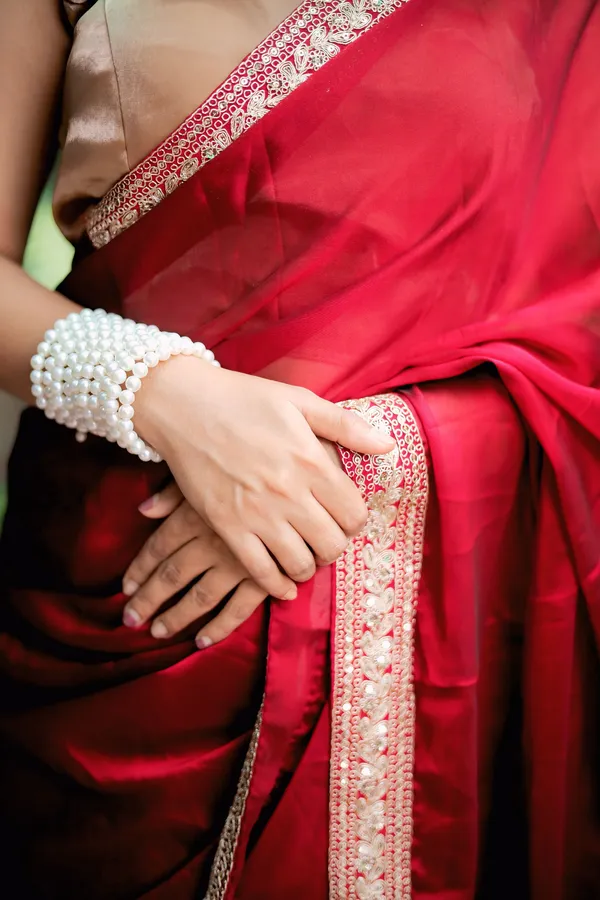 Maroon_Georgette_Border_Embroidered_Saree_With_Unstitched_Blouse_Piece_|_For_Women