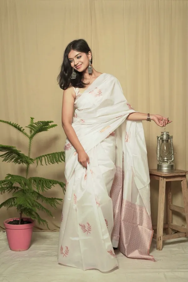 White_Litchi_Silk_Jacquard_Word_Saree_With_Unstitched_Blouse_Piece_|_For_Women