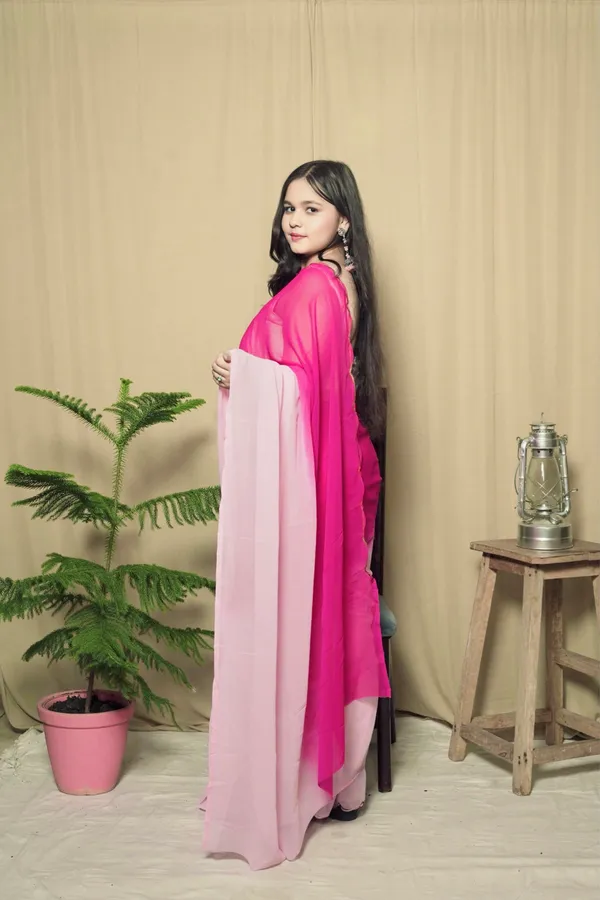 Pink_Georgette_Solid_Saree_With_Unstitched_Blouse_Piece_|_For_Women
