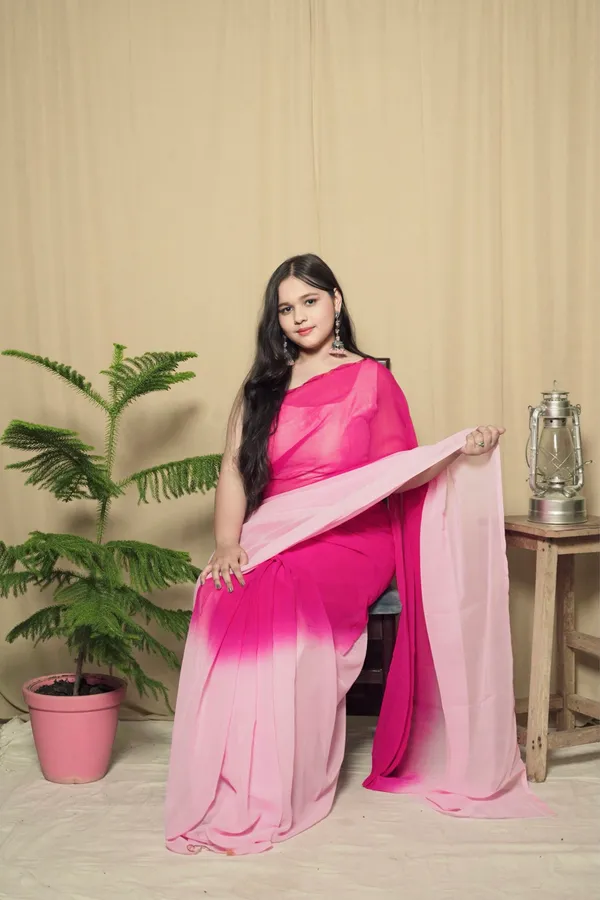 Pink_Georgette_Solid_Saree_With_Unstitched_Blouse_Piece_|_For_Women