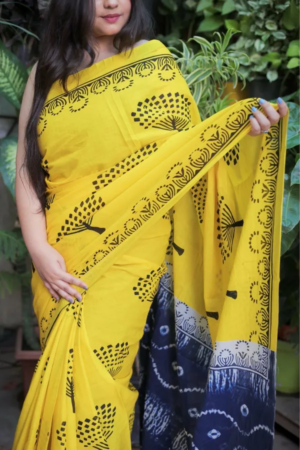Yellow_&_Black_Mulmul_Cotton_Printed_Saree_With_Unstitched_Blouse_Piece_|_For_Women