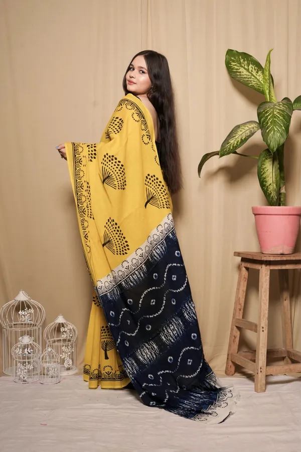 Yellow_&_Black_Mulmul_Cotton_Printed_Saree_With_Unstitched_Blouse_Piece_|_For_Women