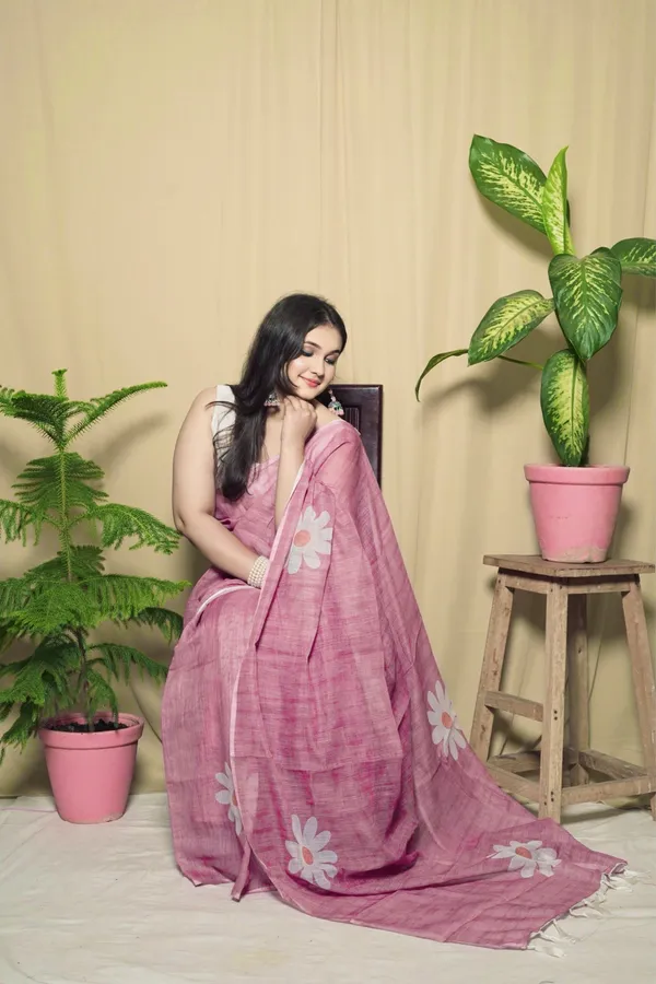 Pink_Litchi_Silk_Floral_Printed_Saree_With_Unstitched_Blouse_Piece_|_For_Women