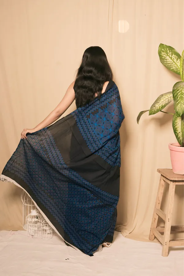 Navy_Blue_Mulmul_Cotton_Printed_Saree_With_Unstitched_Blouse_Piece_|_For_Women