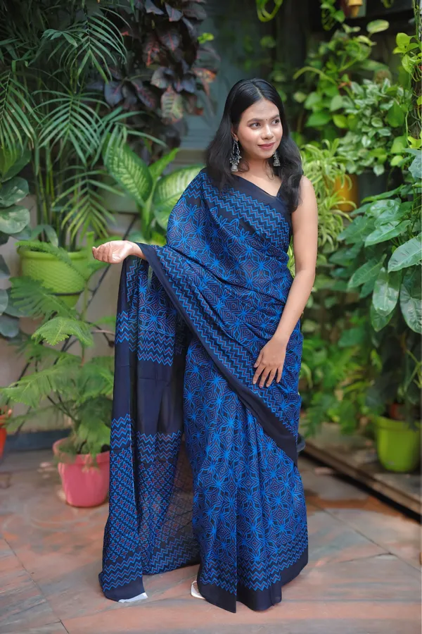 Navy_Blue_Mulmul_Cotton_Printed_Saree_With_Unstitched_Blouse_Piece_|_For_Women