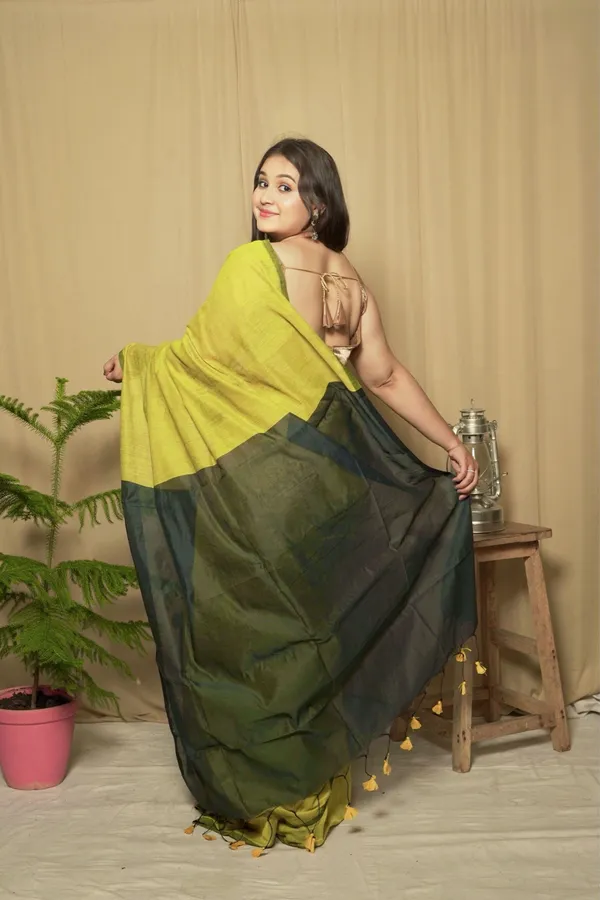 Olive_Green_&_Yellow_Khadi_Cotton_Silk_Solid_Saree_With_Unstitched_Blouse_Piece_|_For_Women