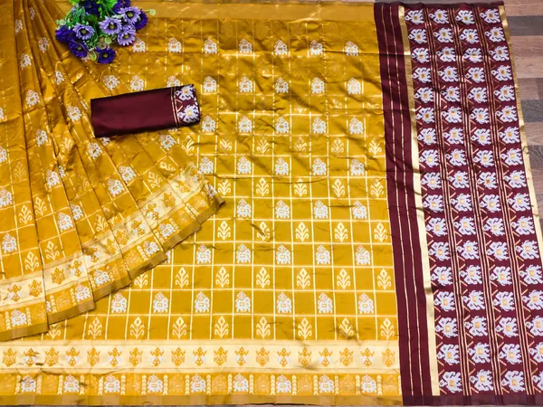 Yellow_Banarasi_Silk_Saree_with_Unstitched_Blouse_Piece