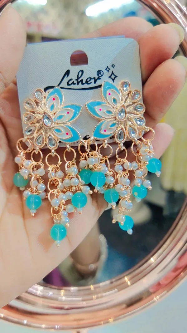 EARRING