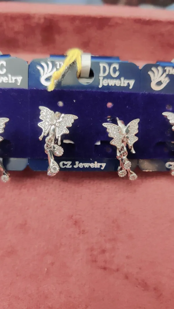 EARRING_TOP