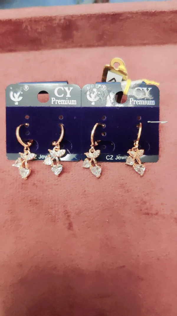 EARRING_TOP