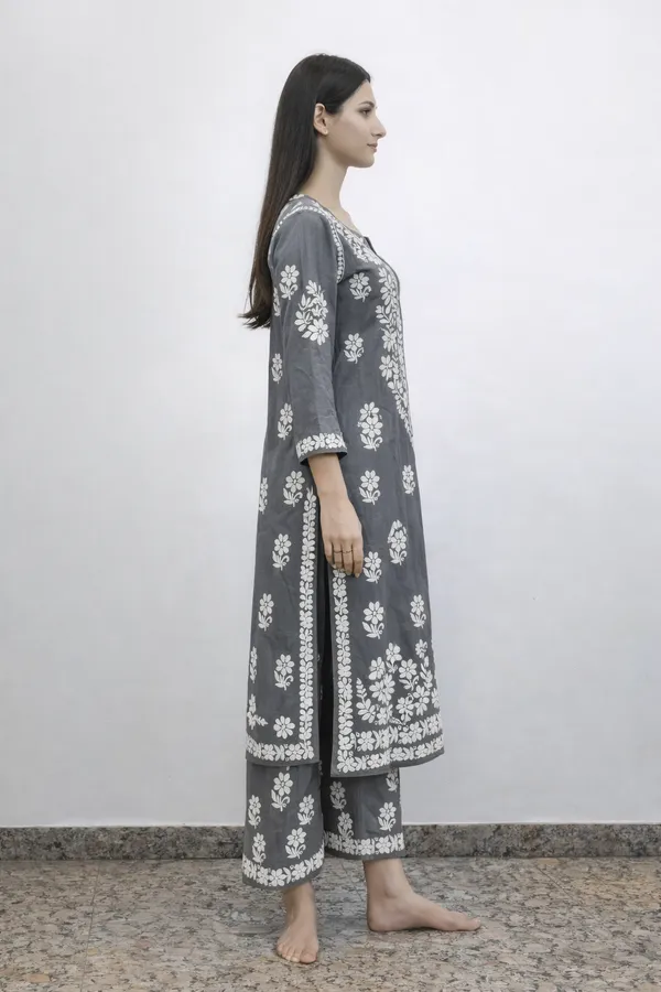 GRAY_MODAL_SUIT_With_Thread_Work_For_Women