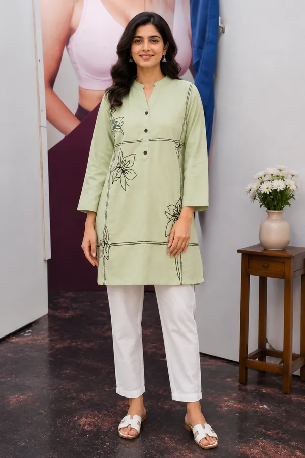SHORT_KURTI